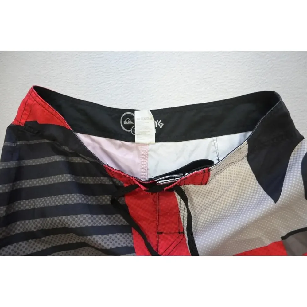 Quiksilver Cypher Series‎ Surf Board Shorts Athletic Water Swim Mens Sz 34